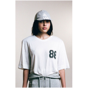 casquette grise adidas avec logo seconde main