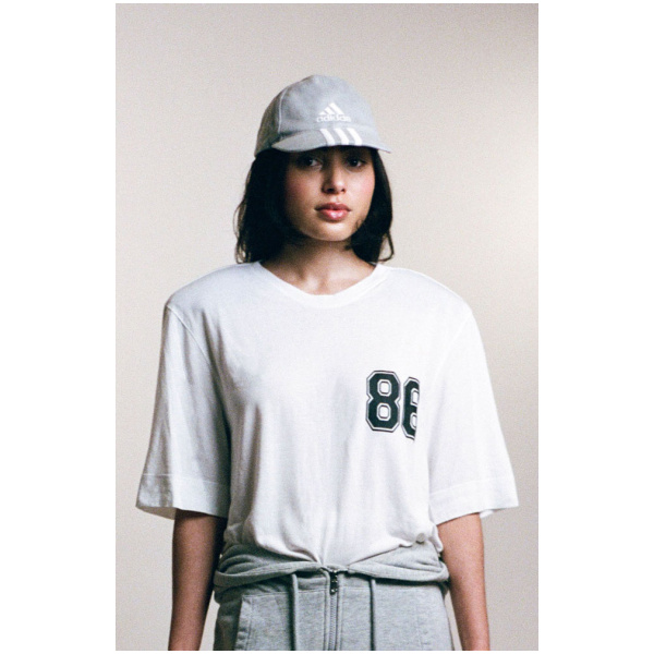 casquette grise adidas avec logo seconde main